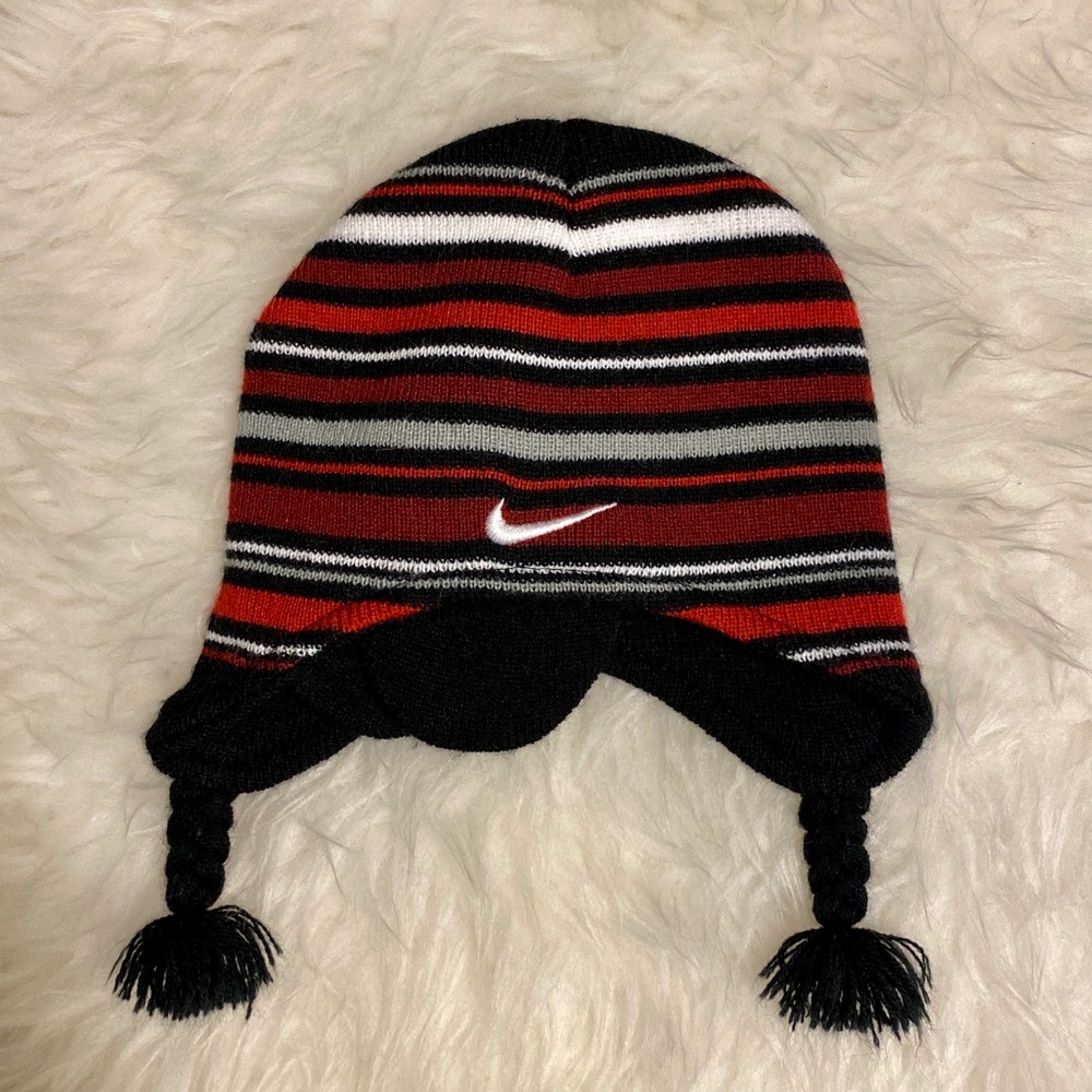 EUC✨Nike Baby Hat & Glove Set